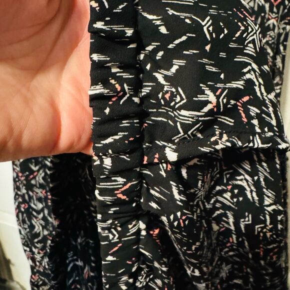 Torrid Black and White Textured Tank Top - Picture 10 of 10